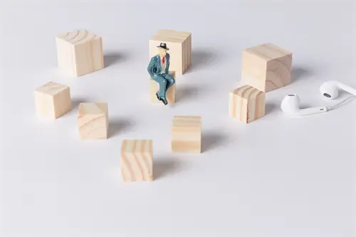 伫繁体字什么意思