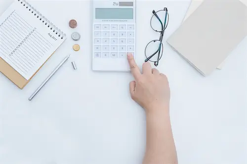戴金镯有什么含义